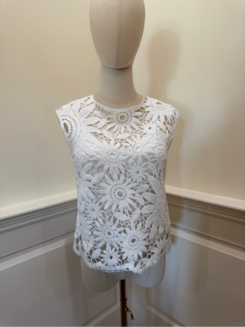 Ted Baker White Crochet Floral Sleeveless Camisole